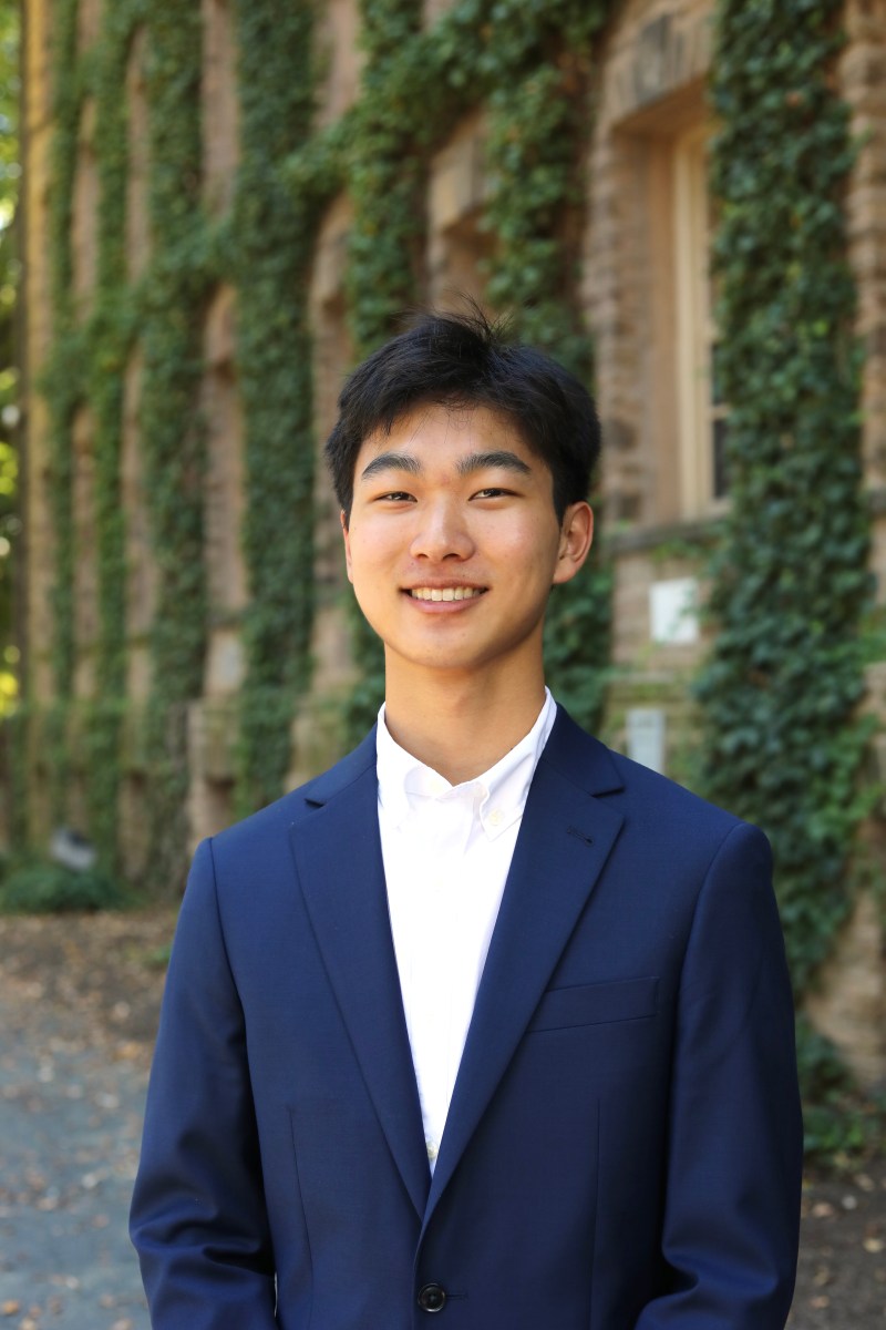 Oliver Cho ’29